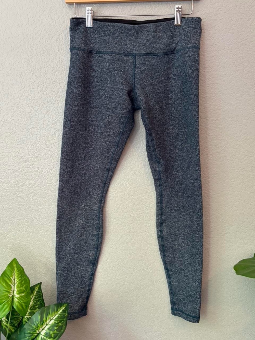 lululemon athletica Charcoal Heather High-Rise Leggings size 8